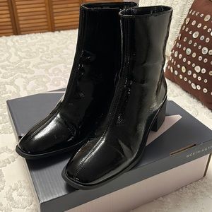 Mod Black patent leather boots 8M